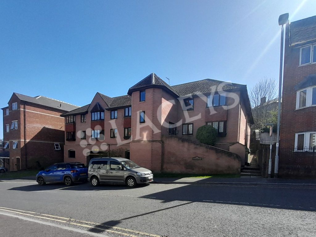 Property photo 1 of 7 Trinity Court