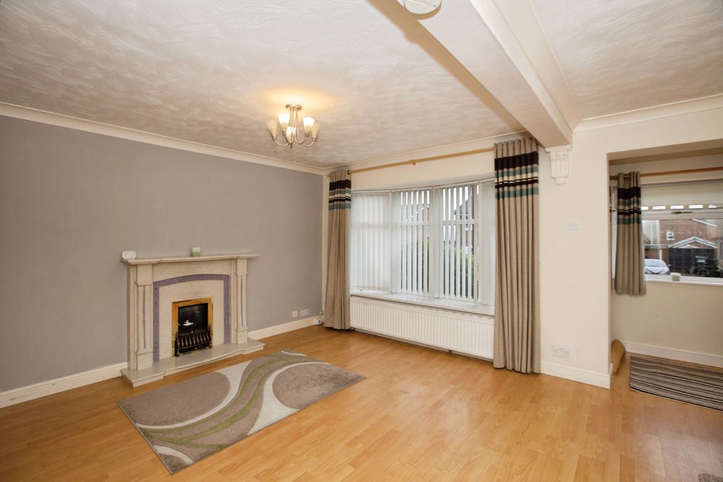 Property photo 3 of 15 Living Room