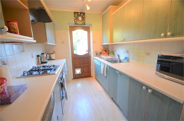 Property photo 3 of 8 3