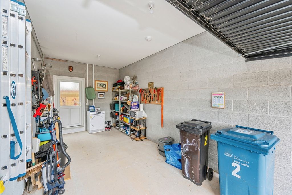 Property photo 3 of 22 Pbox-Img.Jpg
