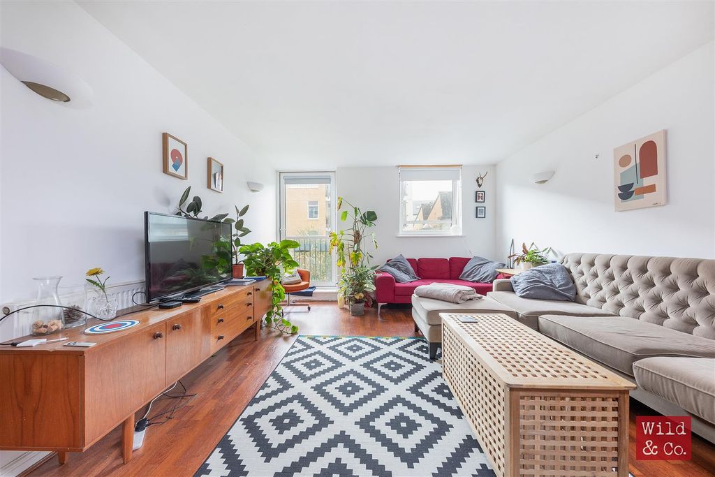 Property photo 1 of 12 007.Jpg