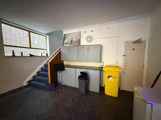 Property photo 3 of 7 861 J.Jpg