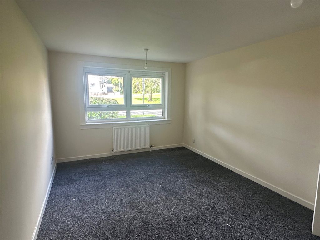 Property photo 2 of 5 Picture No. 04
