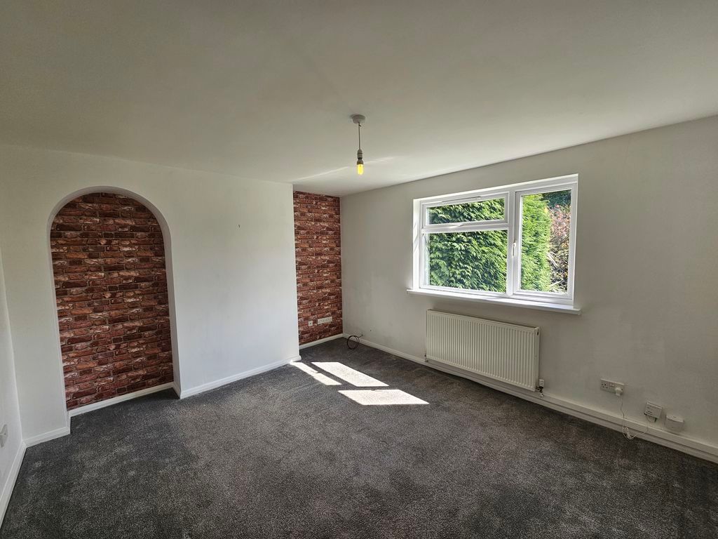 Property photo 3 of 21 Photo 6