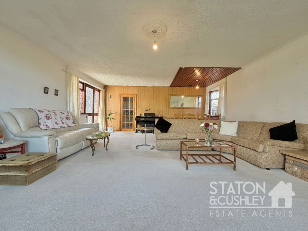 Property photo 3 of 26