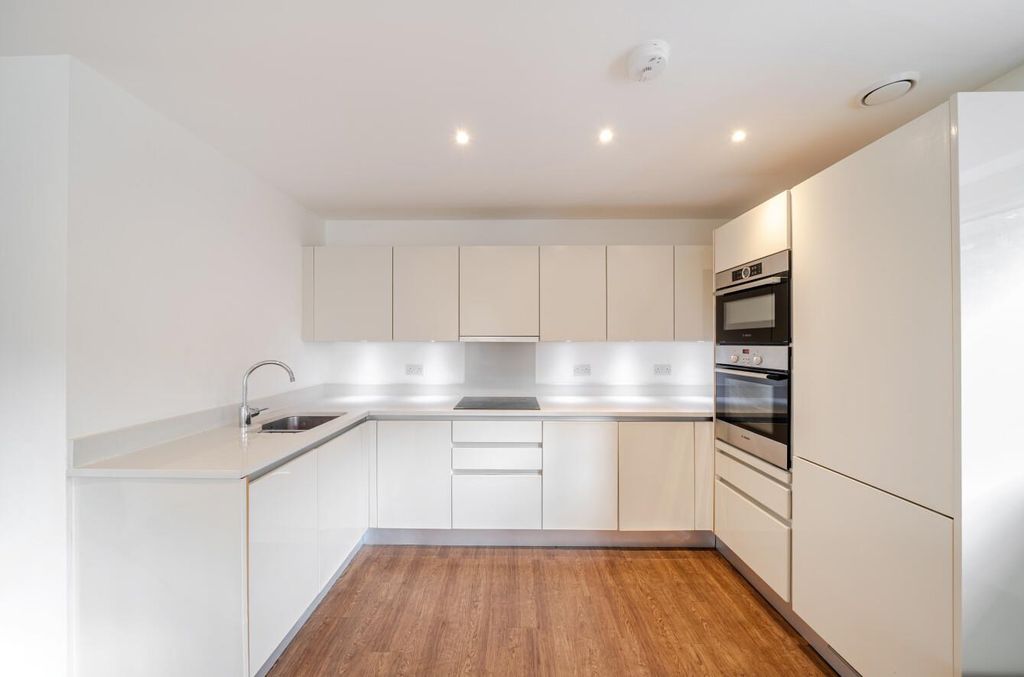 Property photo 2 of 11 Davidson Frost-Wellings, Dfw, Arthur Court, Kitche