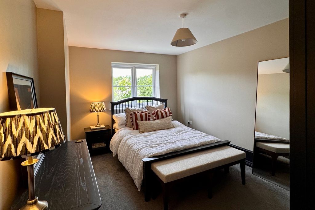 Additional image 18 of 4 bed detached house for saleCherry Grove, Glossop SK13