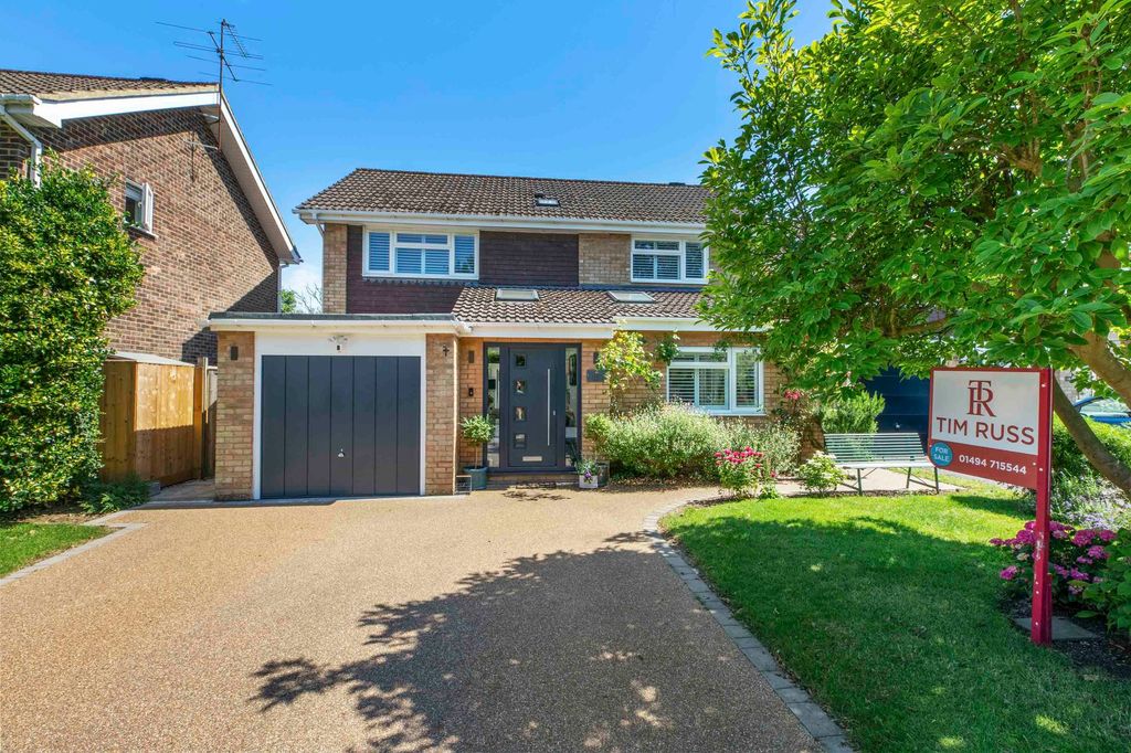 Property photo 1 of 24