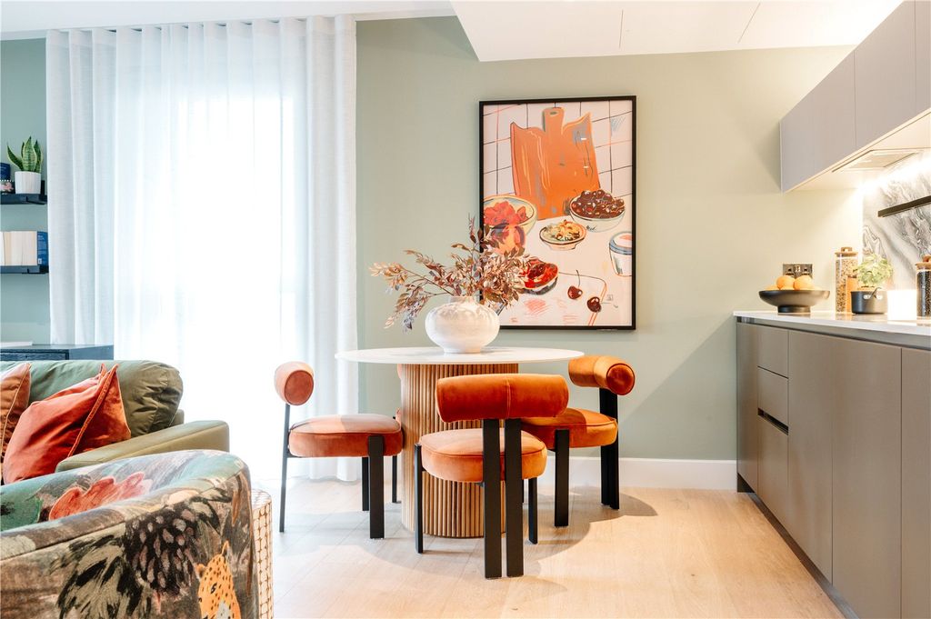 Property photo 2 of 19 Picture No. 25