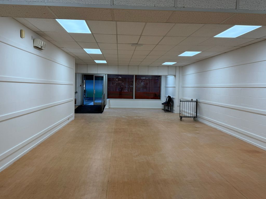 Property photo 3 of 7