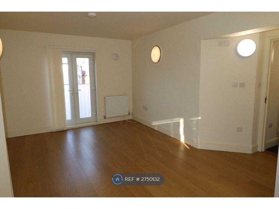 Property photo 3 of 7 Opl