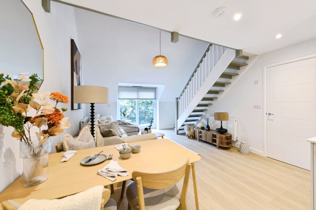 Property photo 2 of 17 Picture No. 06