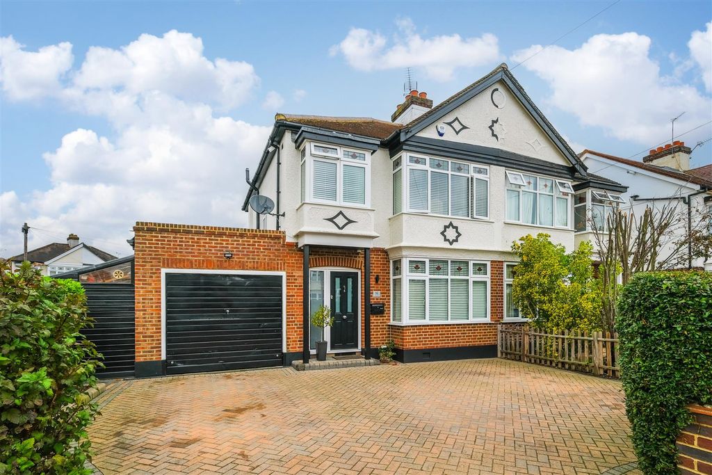 Property photo 1 of 27