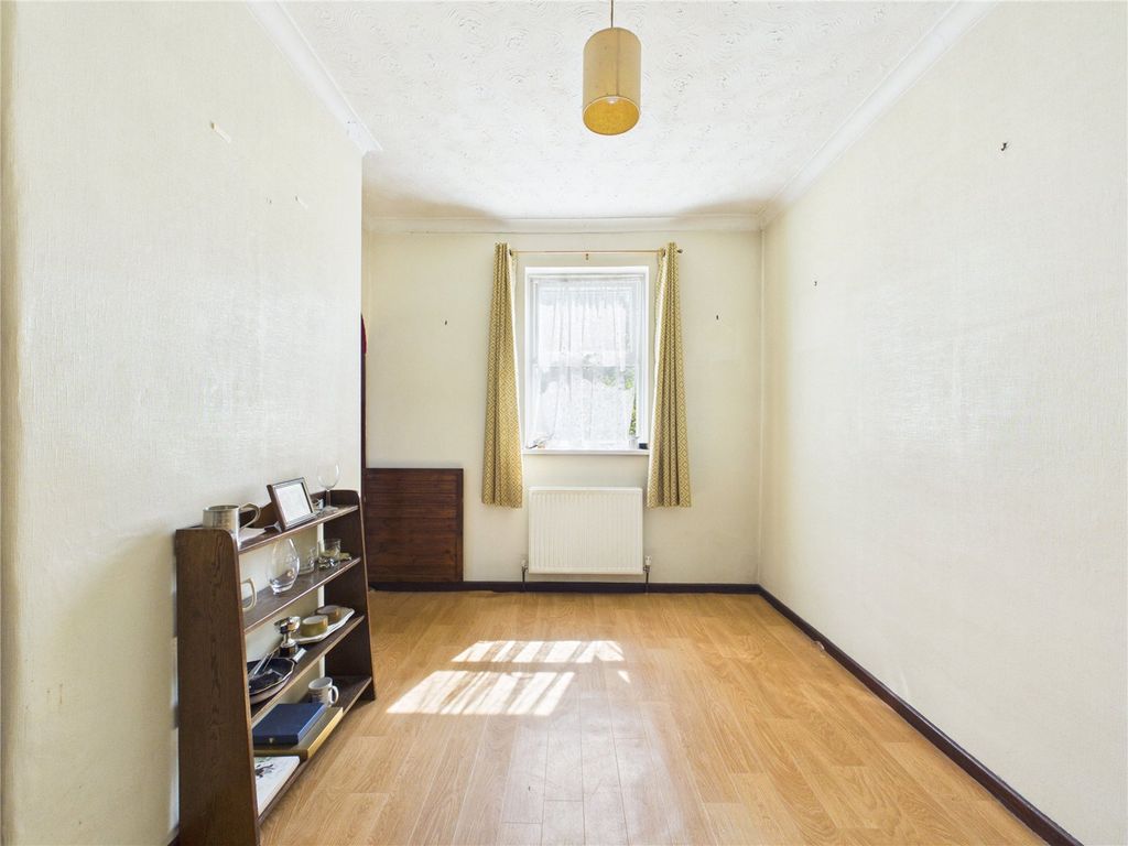 Property photo 3 of 15 Picture No. 05