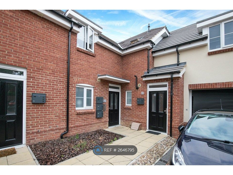 Property photo 2 of 25