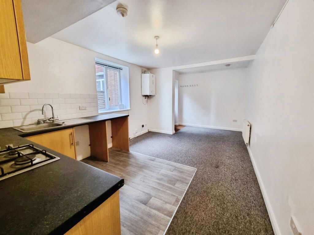 Property photo 3 of 8