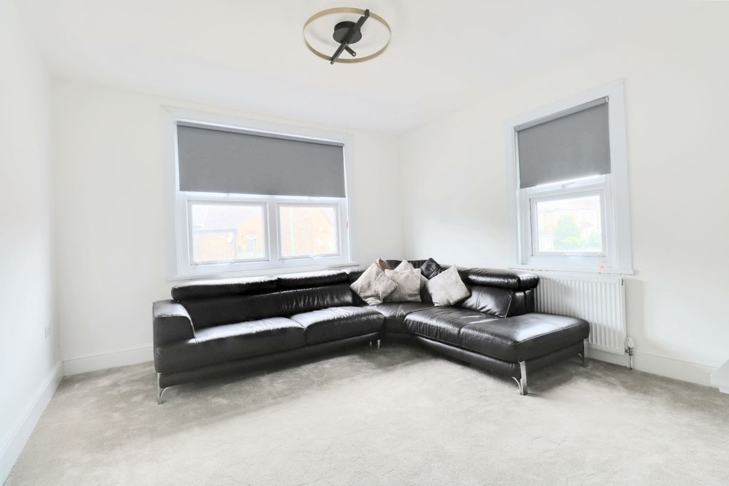 Property photo 1 of 21 5445391