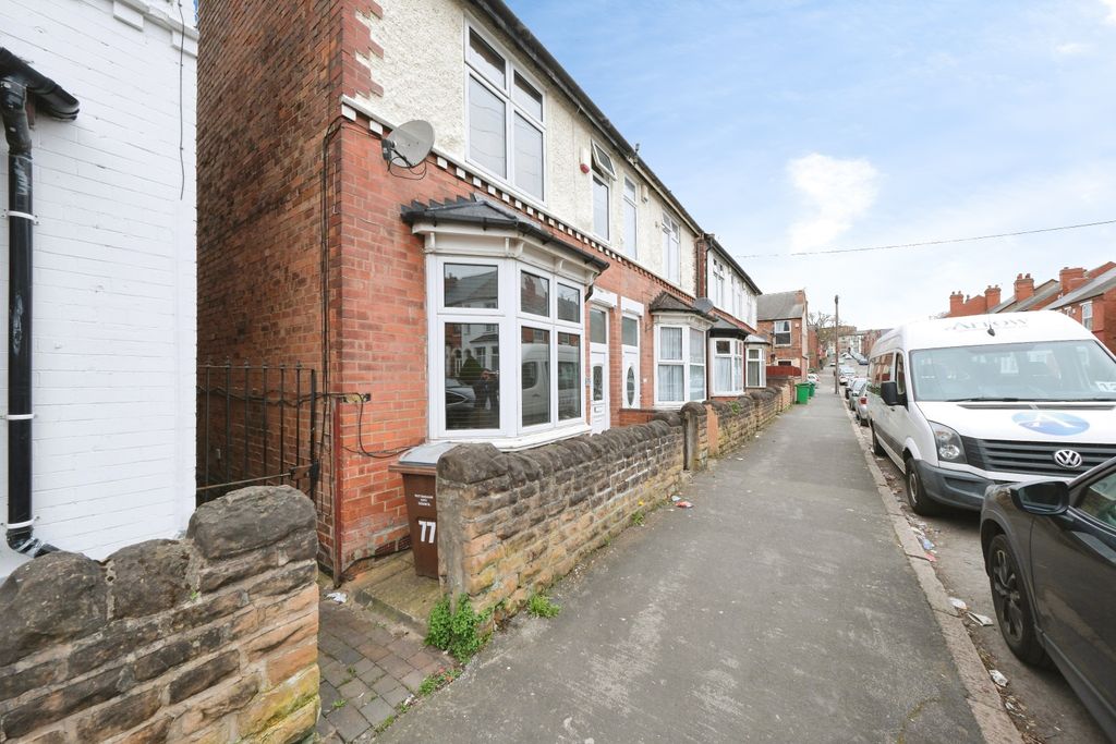 Property photo 2 of 15