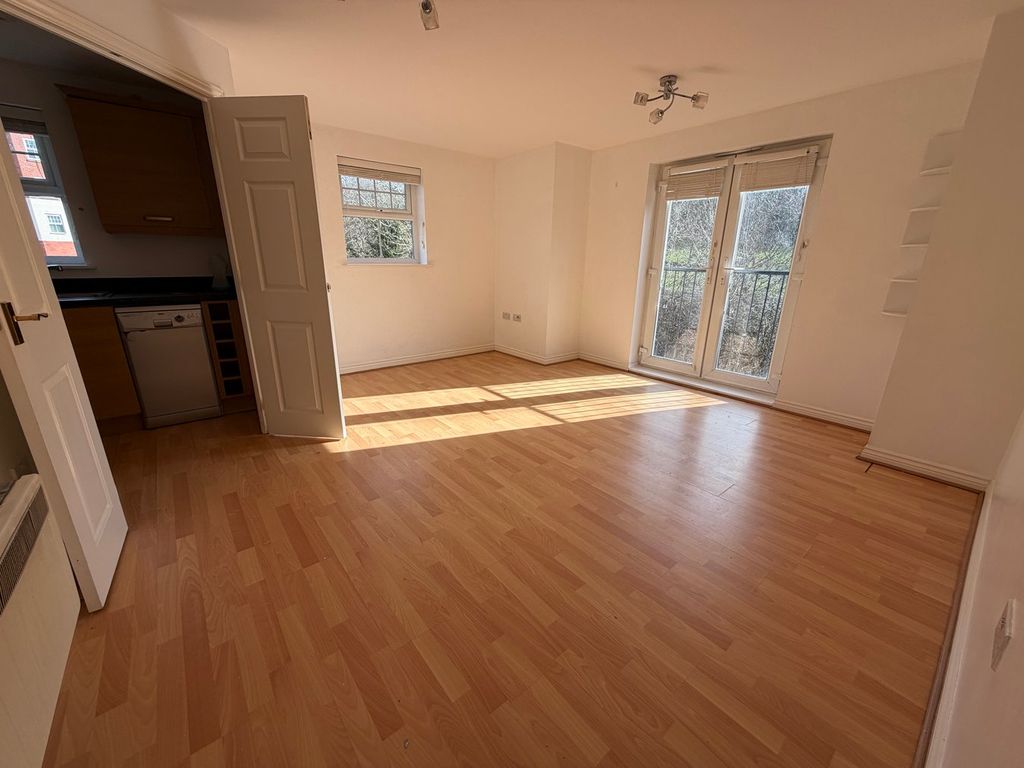 Property photo 3 of 9