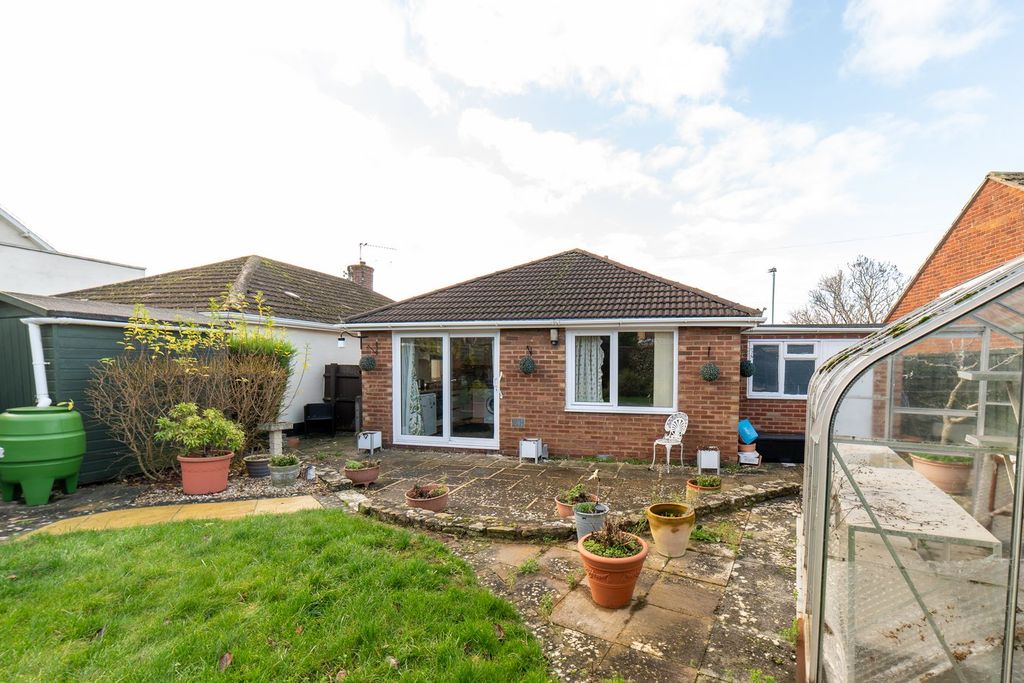 Property photo 2 of 3