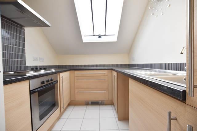 Property photo 2 of 10 Kitchen