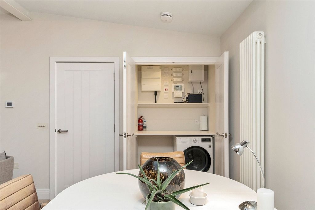 Additional image 9 of 3 bed mews for saleHill Street South Lane, New Town, Edinburgh EH2