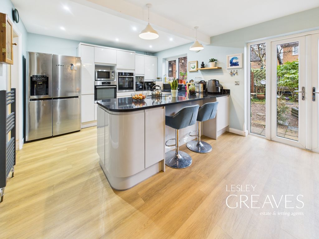 Property photo 2 of 24 Kitchen/Diner