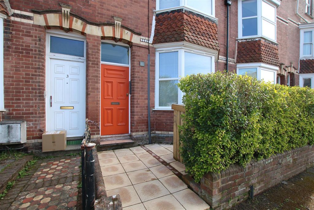 Property photo 1 of 8 Front.Jpg