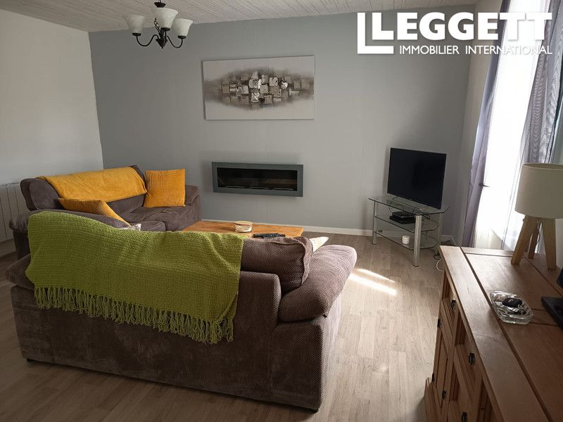 Property photo 3 of 10