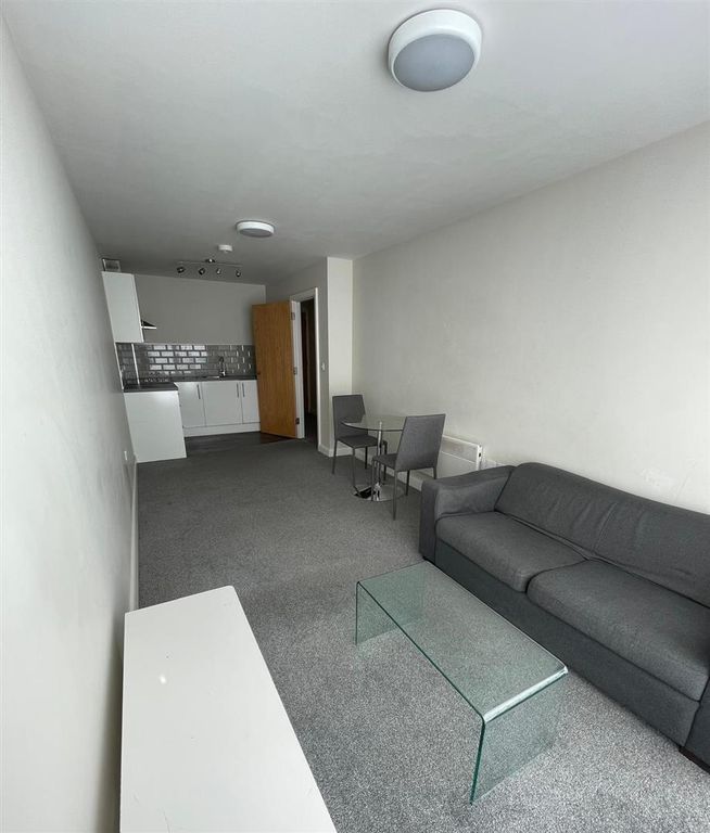 Property photo 2 of 12 42d2E0c9-69F7-4B0E-82F4-3F7562216Ca4.Jpg