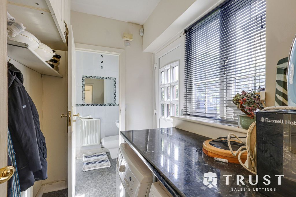 Additional image 25 of 3 bed detached house for saleHalifax Road, Liversedge WF15