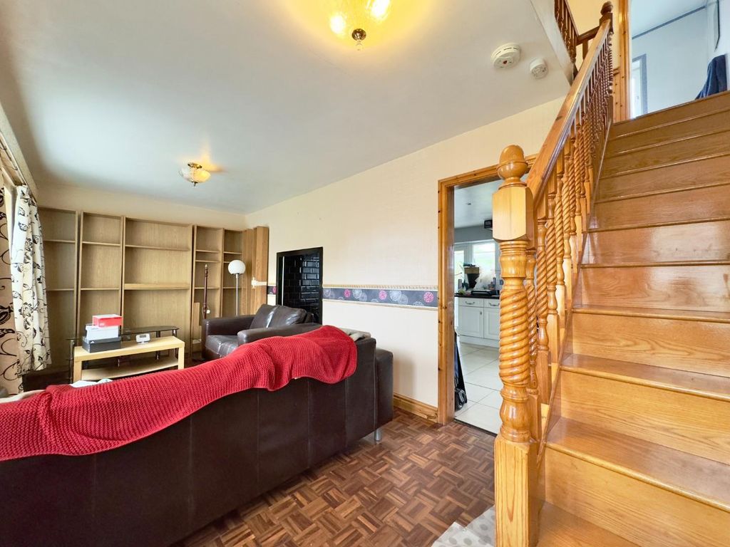 Property photo 2 of 16 Img_9285.Jpg