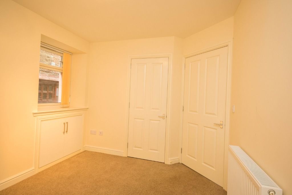 Property photo 3 of 27 Photo 3