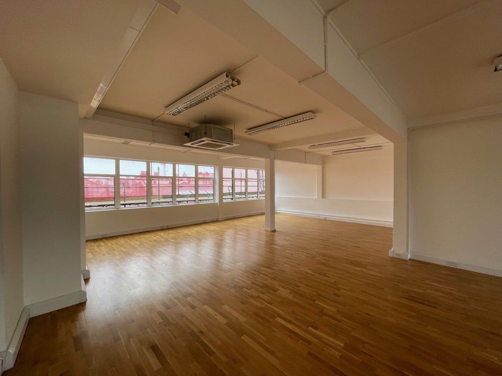 Property photo 3 of 4 Photo 12