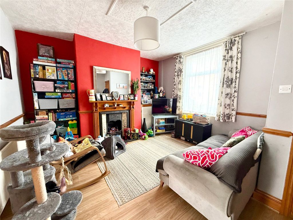 Property photo 2 of 10 Picture No. 09