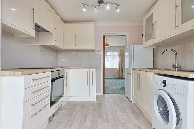 Property photo 3 of 15 Photo 2