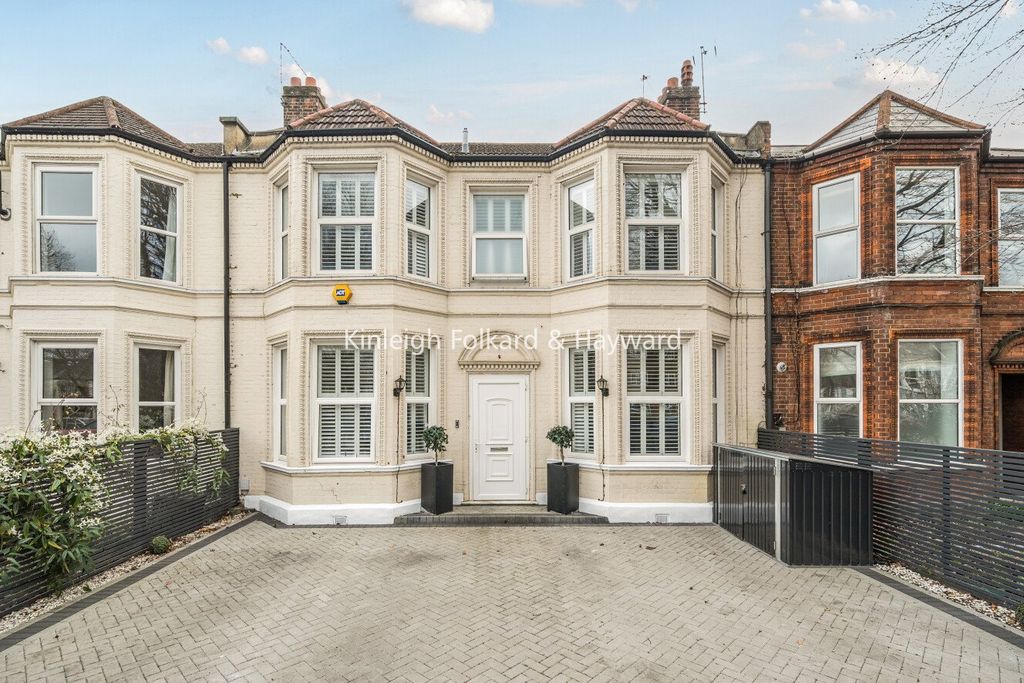 Property photo 1 of 33 Picture No. 03