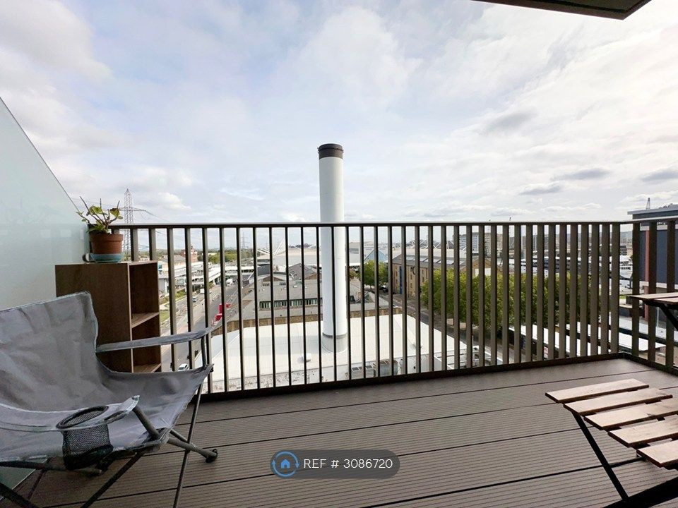 Property photo 2 of 9