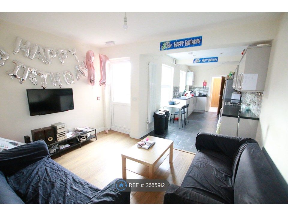 Property photo 2 of 9