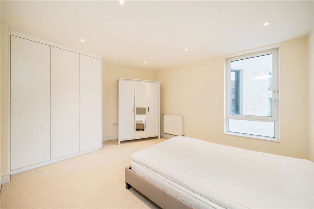 Property photo 3 of 4