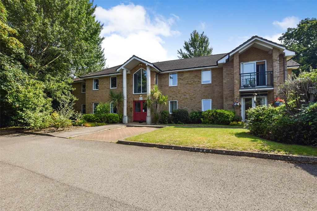 Property photo 1 of 11 Picture No. 02