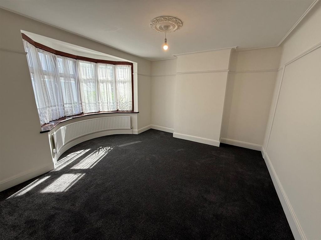 Property photo 2 of 21 10.Jpg