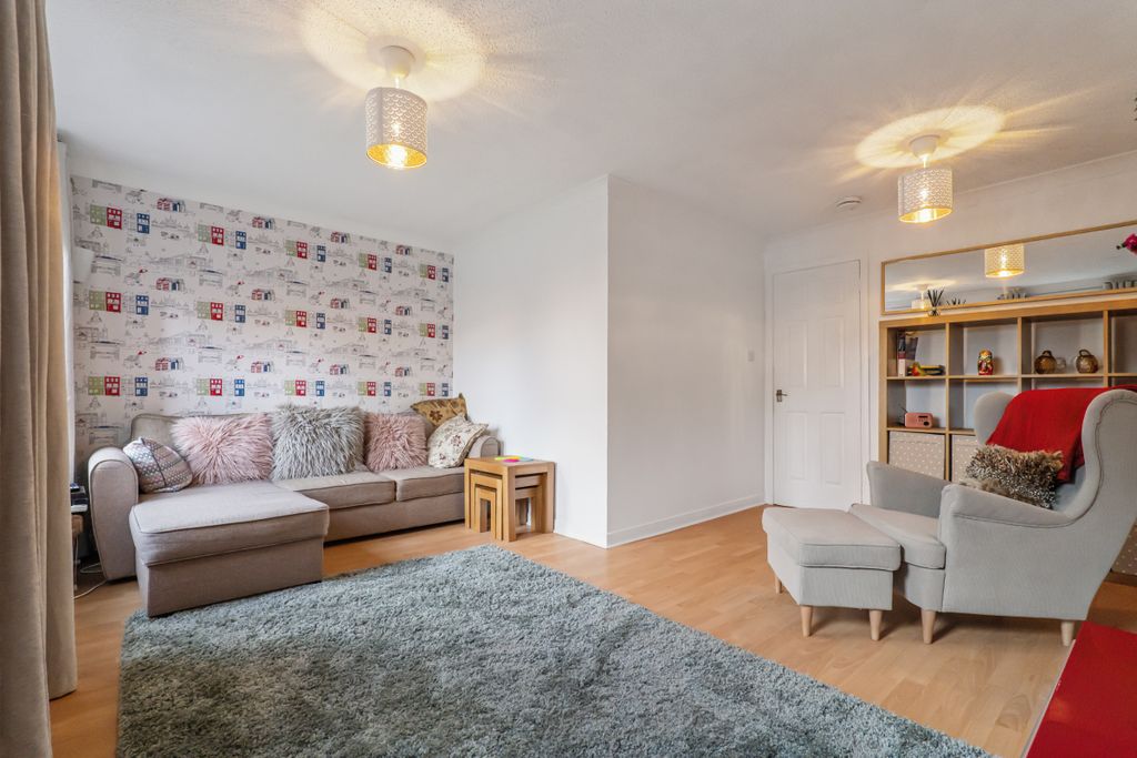 Property photo 3 of 21