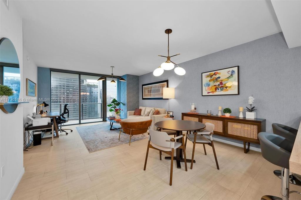 Property photo 3 of 19 <Alttext/>