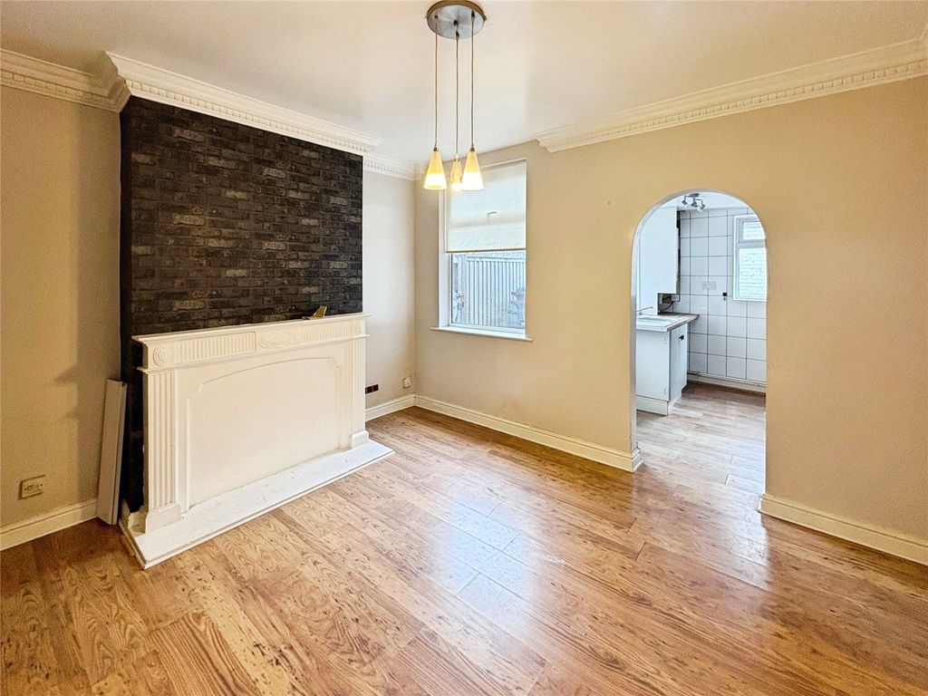 Property photo 3 of 8 Picture No. 08