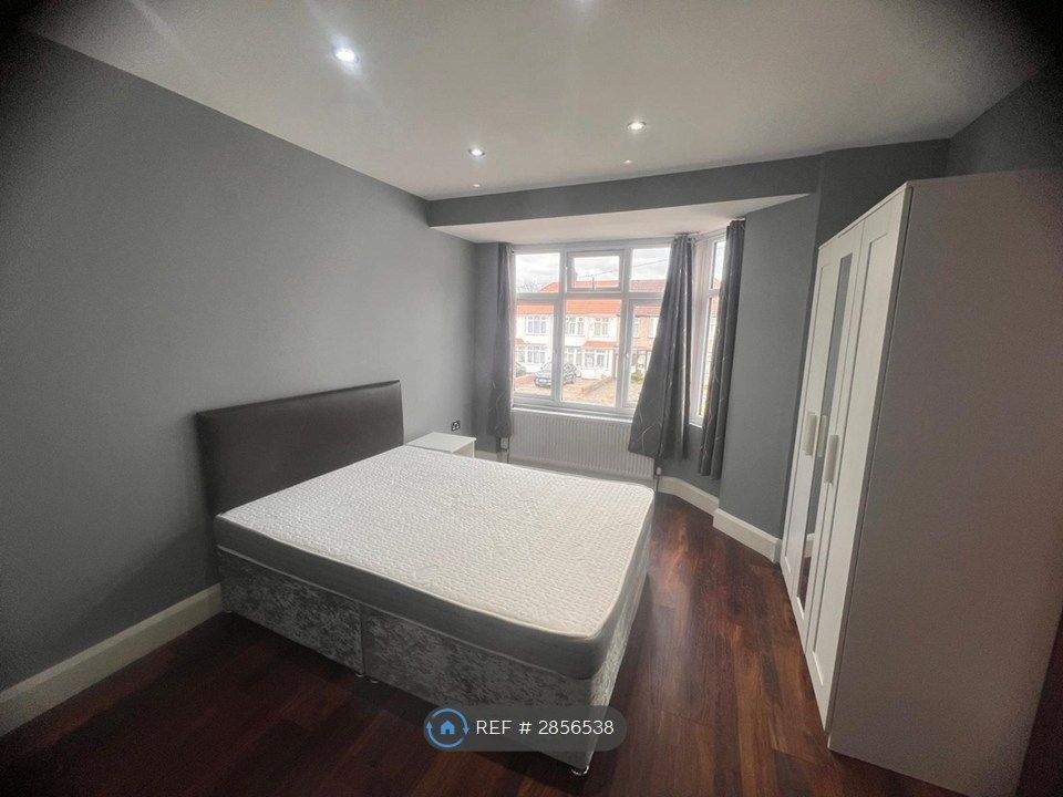 Property photo 2 of 7