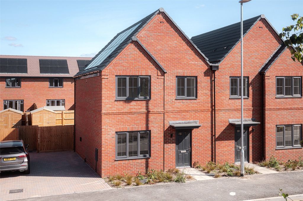 Property photo 1 of 10 Picture No. 12