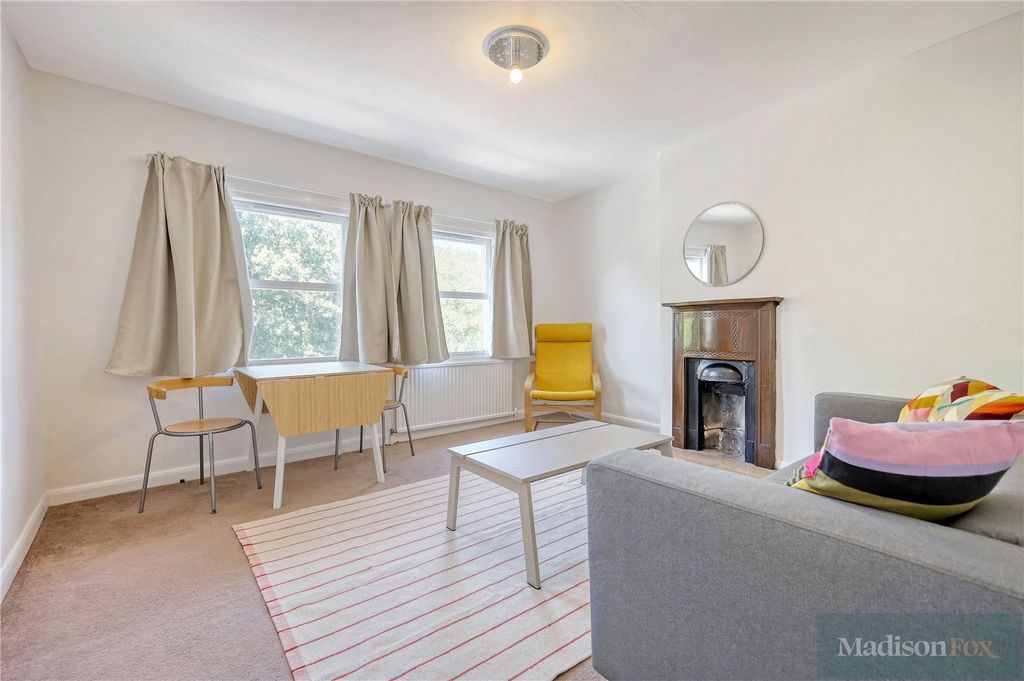 Property photo 1 of 11 Picture No. 01
