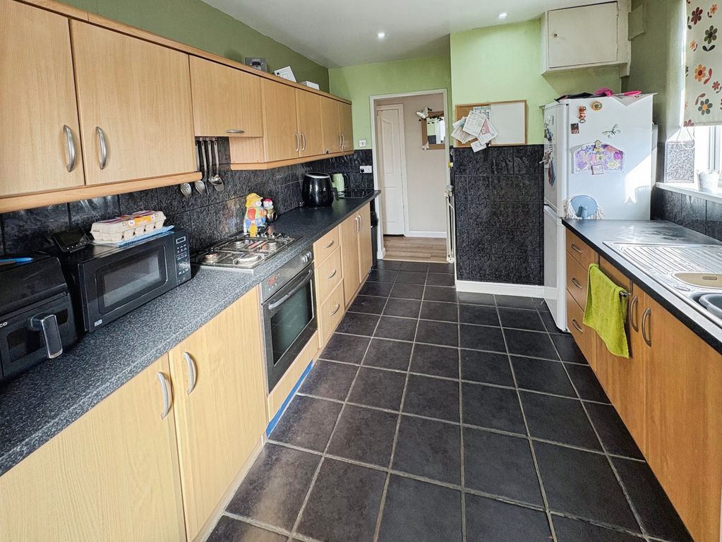 Property photo 2 of 21 D76Fb045-7-4F14-9716-78367876Ed99-5464-0000015213349972