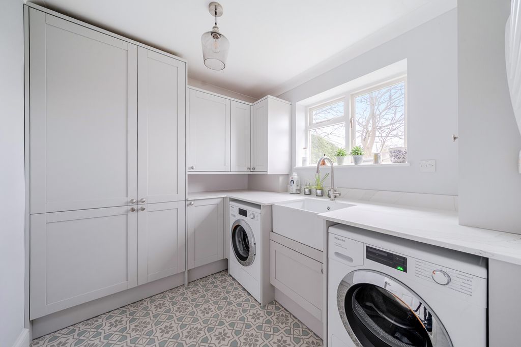 Additional image 11 of 5 bed detached house for saleFriths Drive, Reigate RH2